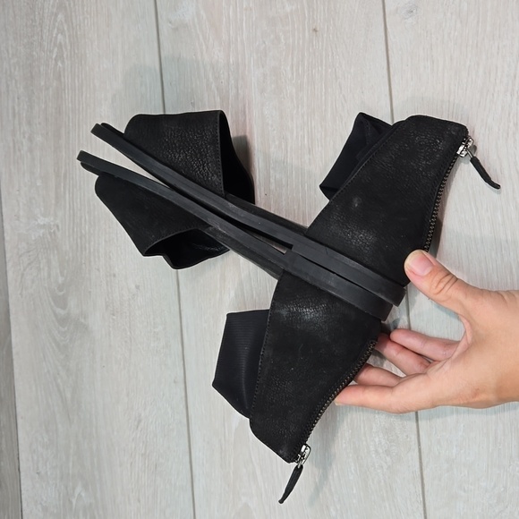 Eileen Fisher Women Ankle Sandals Back Zip shoes sz 6 - Picture 7 of 10